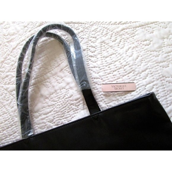 Victoria's Secret Logo - Flirty Fringe Tote Bag Black - NWT Purse Shoulder Bag - Picture 8 of 11